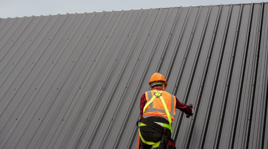 Expert Emergency Roof Repairs services in Melvern, KS